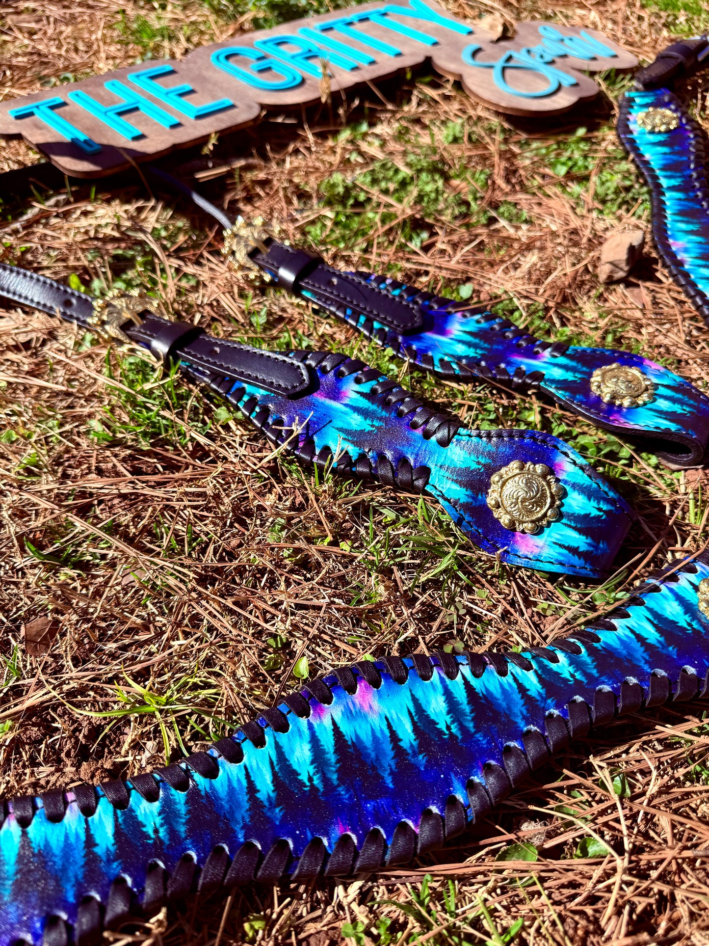 Pre order Northern Lights Tack set