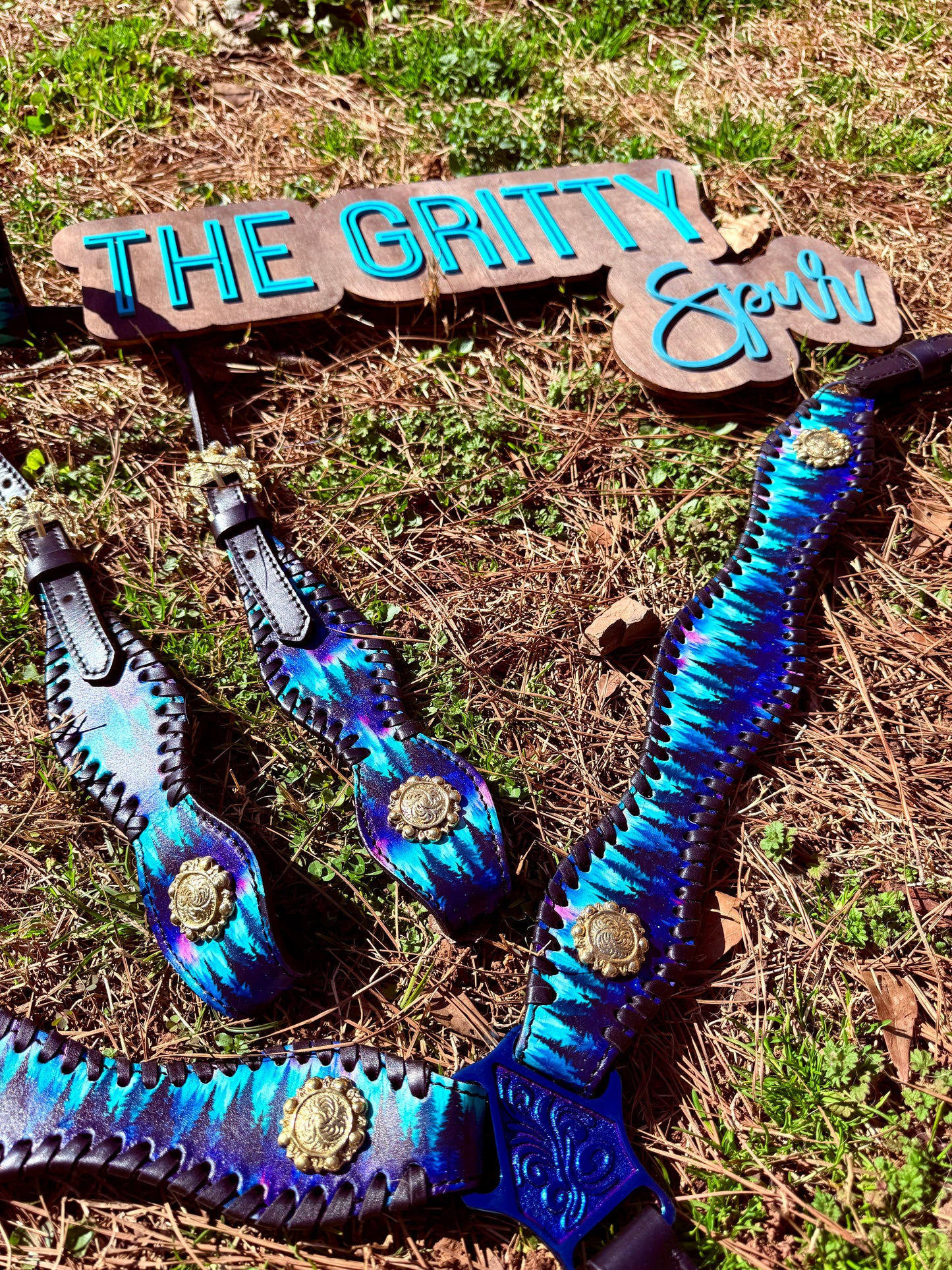 Pre order Northern Lights Tack set