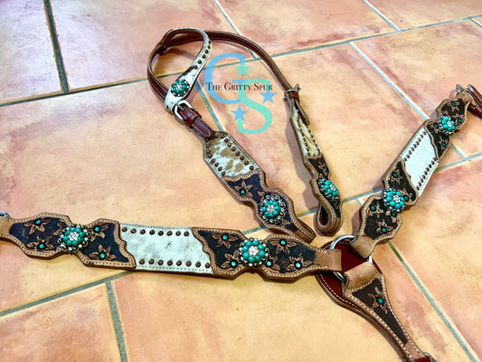 Hair on cowhide one ear teal with flower tack set
