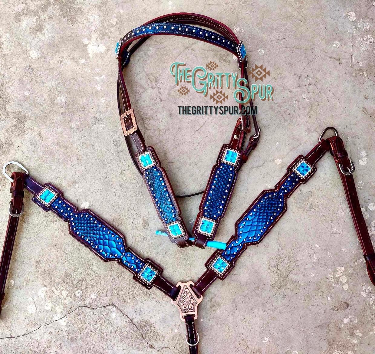 PRE ORDER royal blue gator tack set