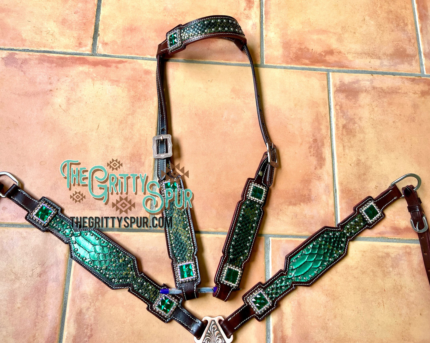 PRE ORDER Emerald green gator tack set