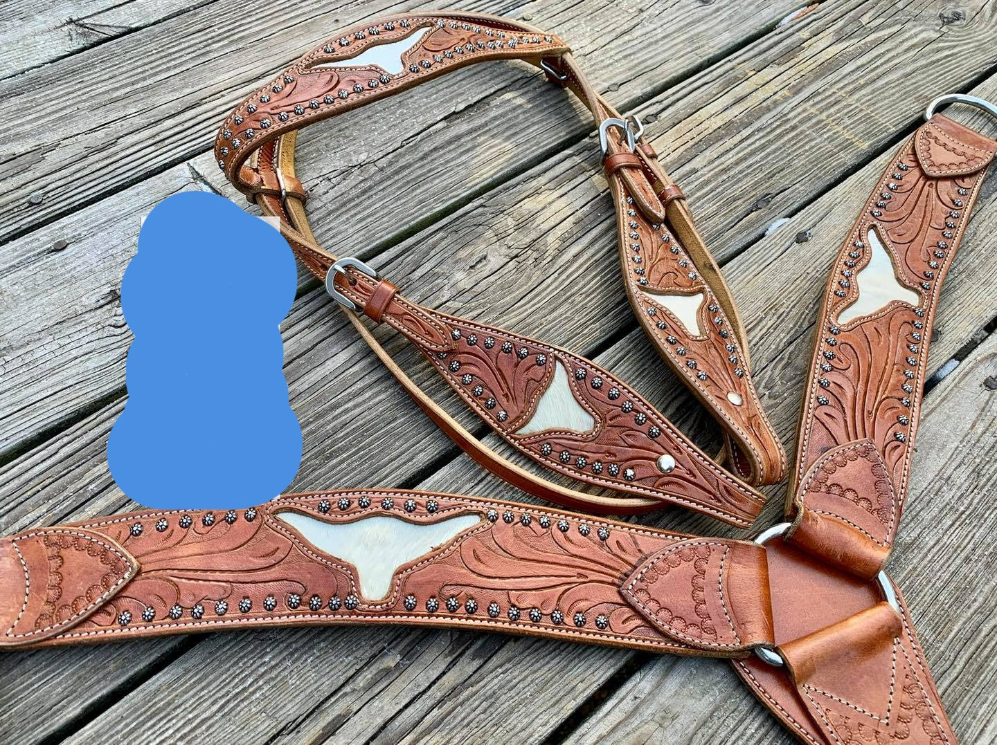 Hair on hide cowhide skill inlay tack set