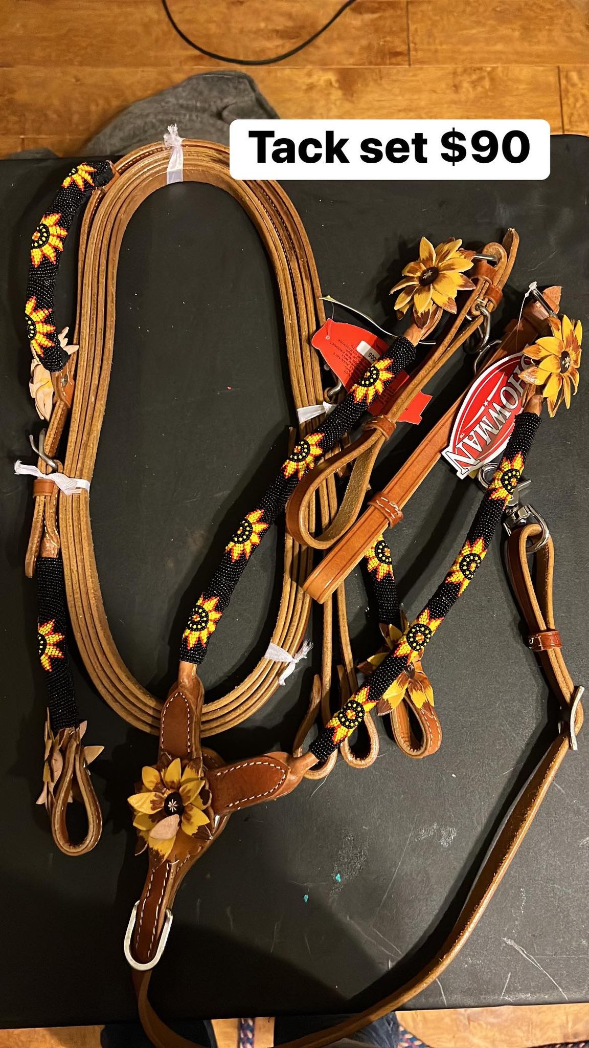 Sunflower beaded tack set