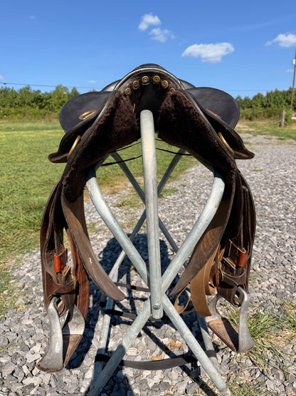 Australian stock saddle company Fox poley saddle