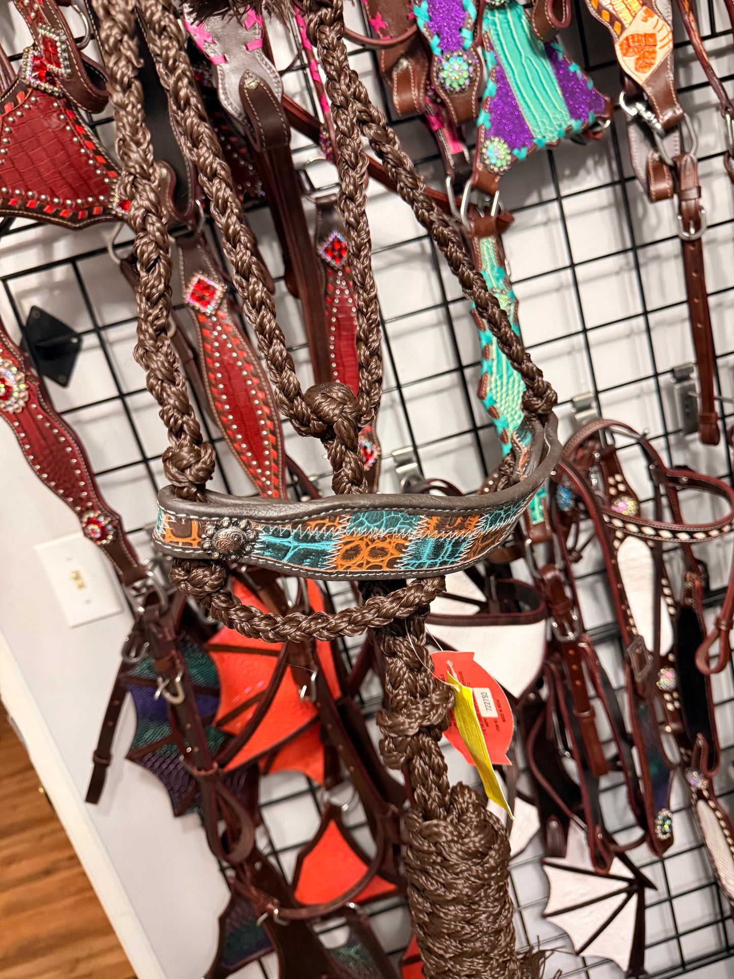 Drawing for 12" saddle set plus extras!