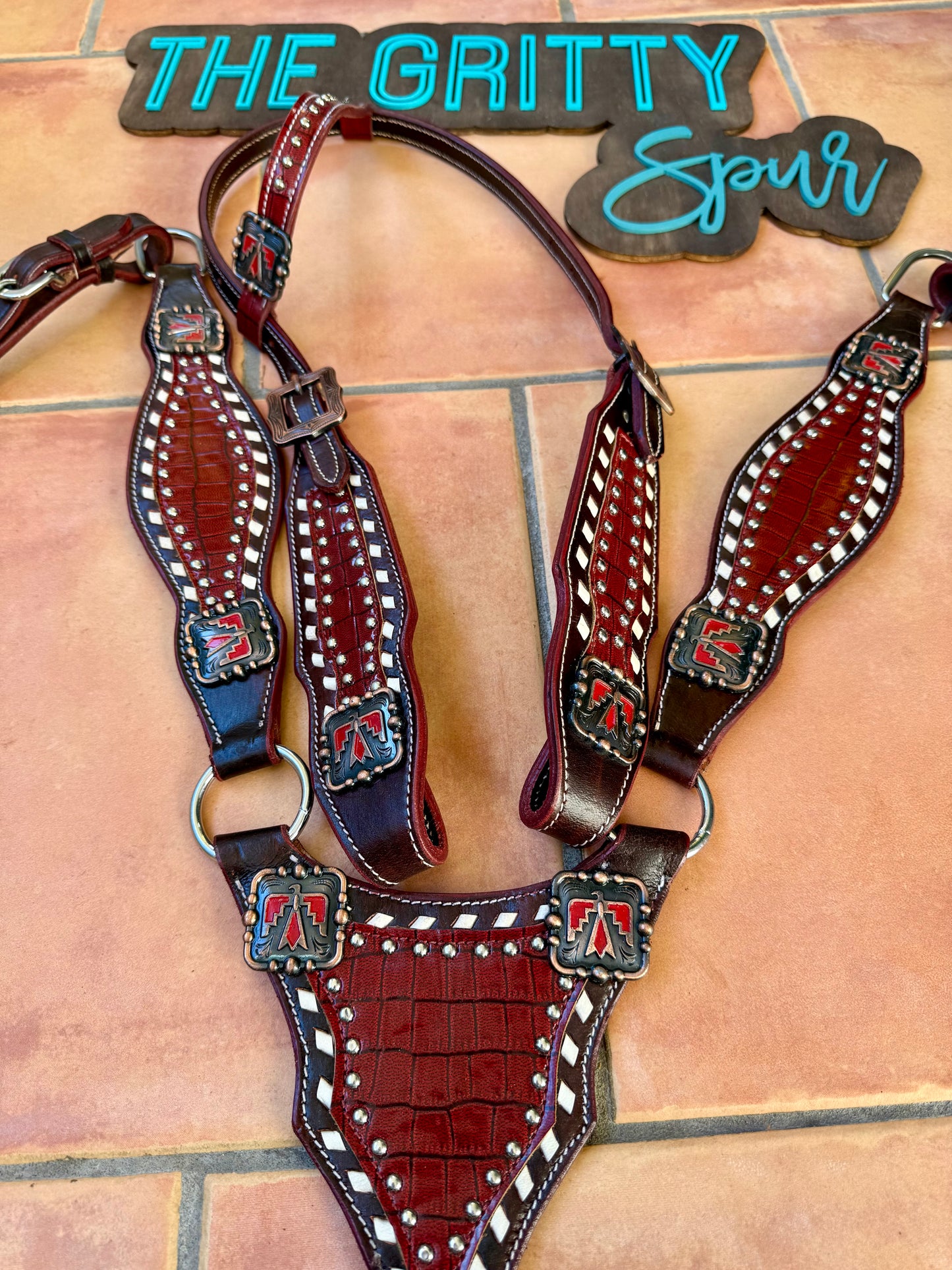 PRE ORDER- Red Gator Tack Set