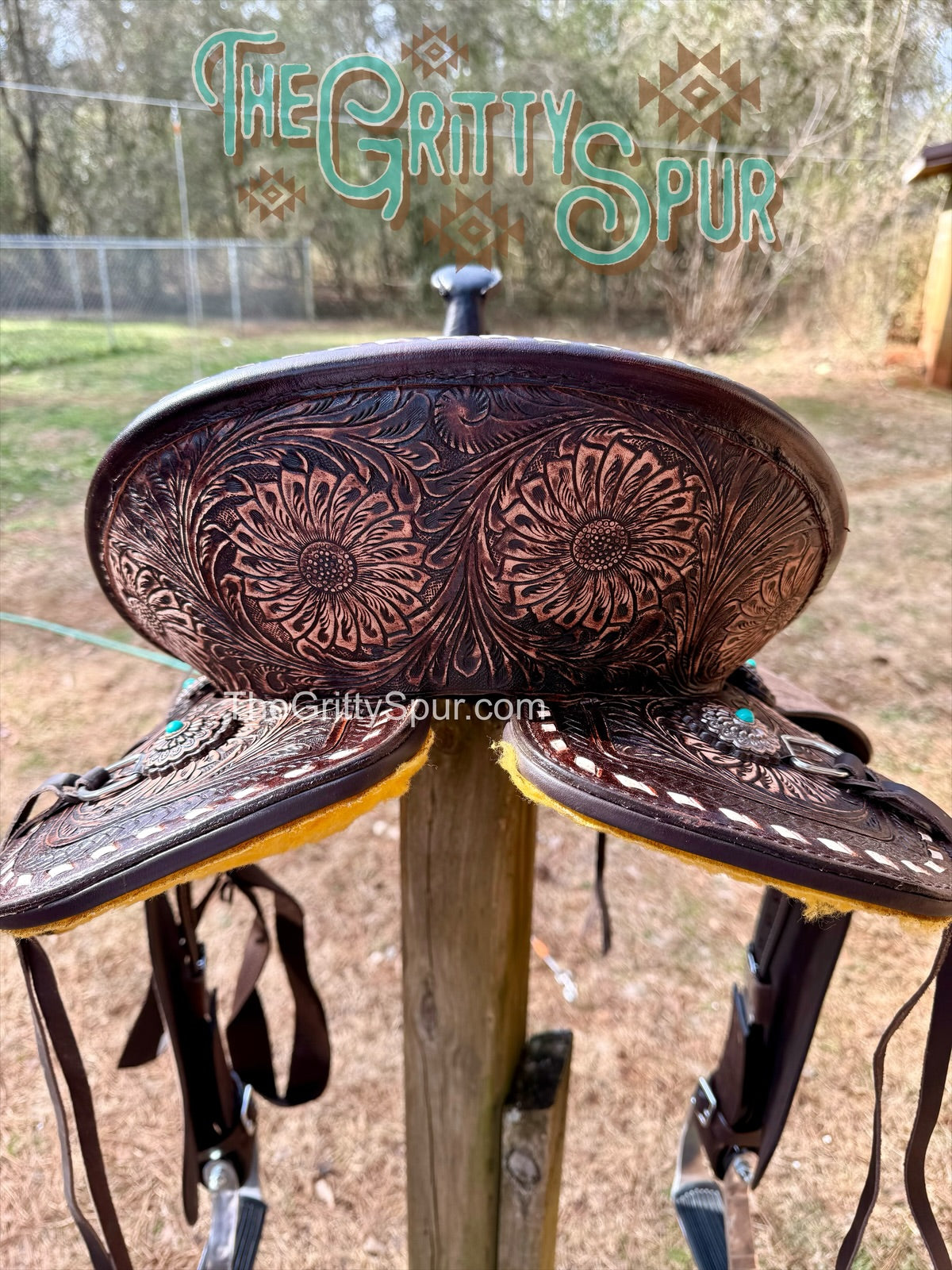 IN STOCK- Josie Spinal Relief Barrel Style Saddle 15" seat