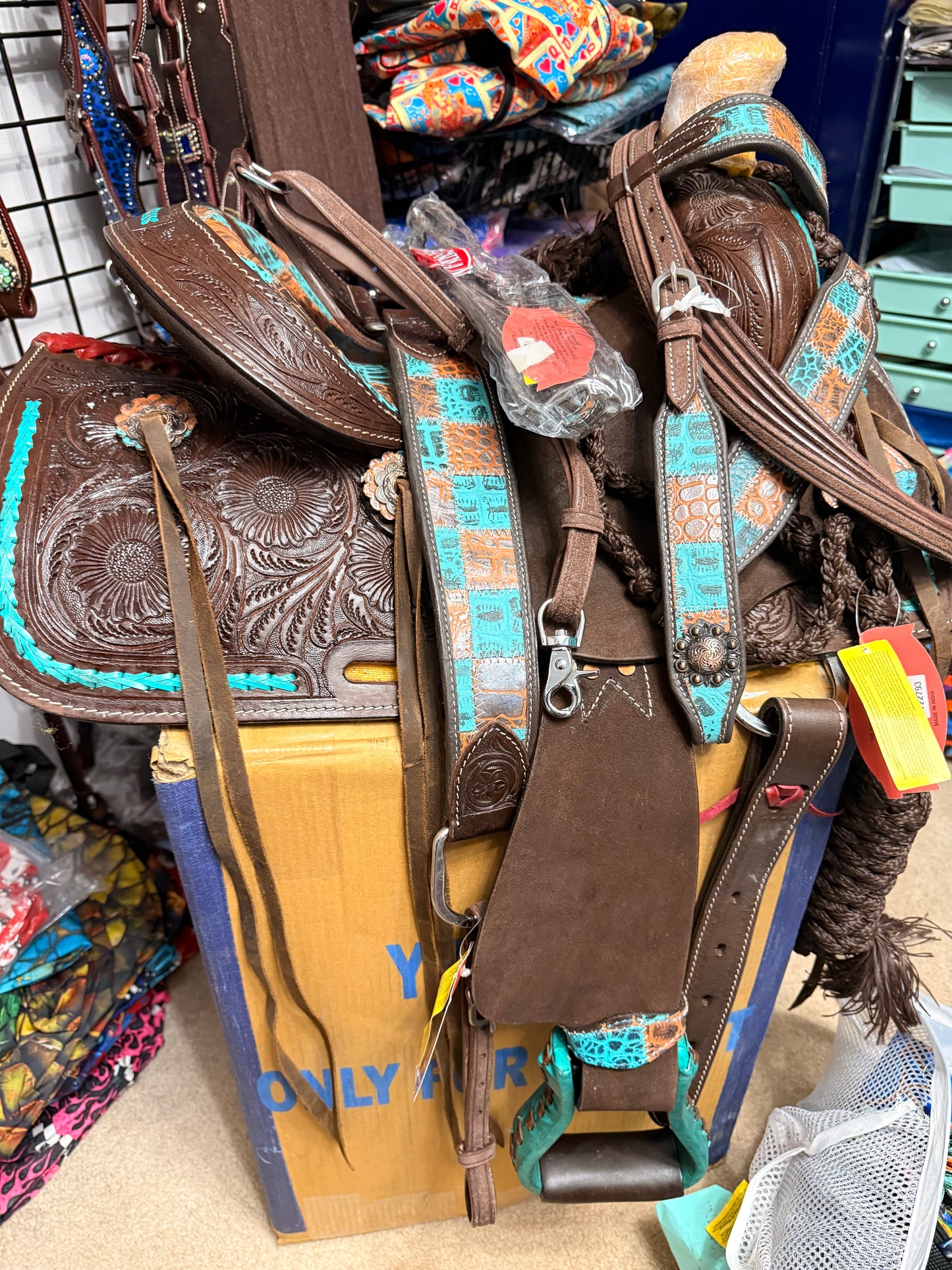 Drawing for 12" saddle set plus extras!