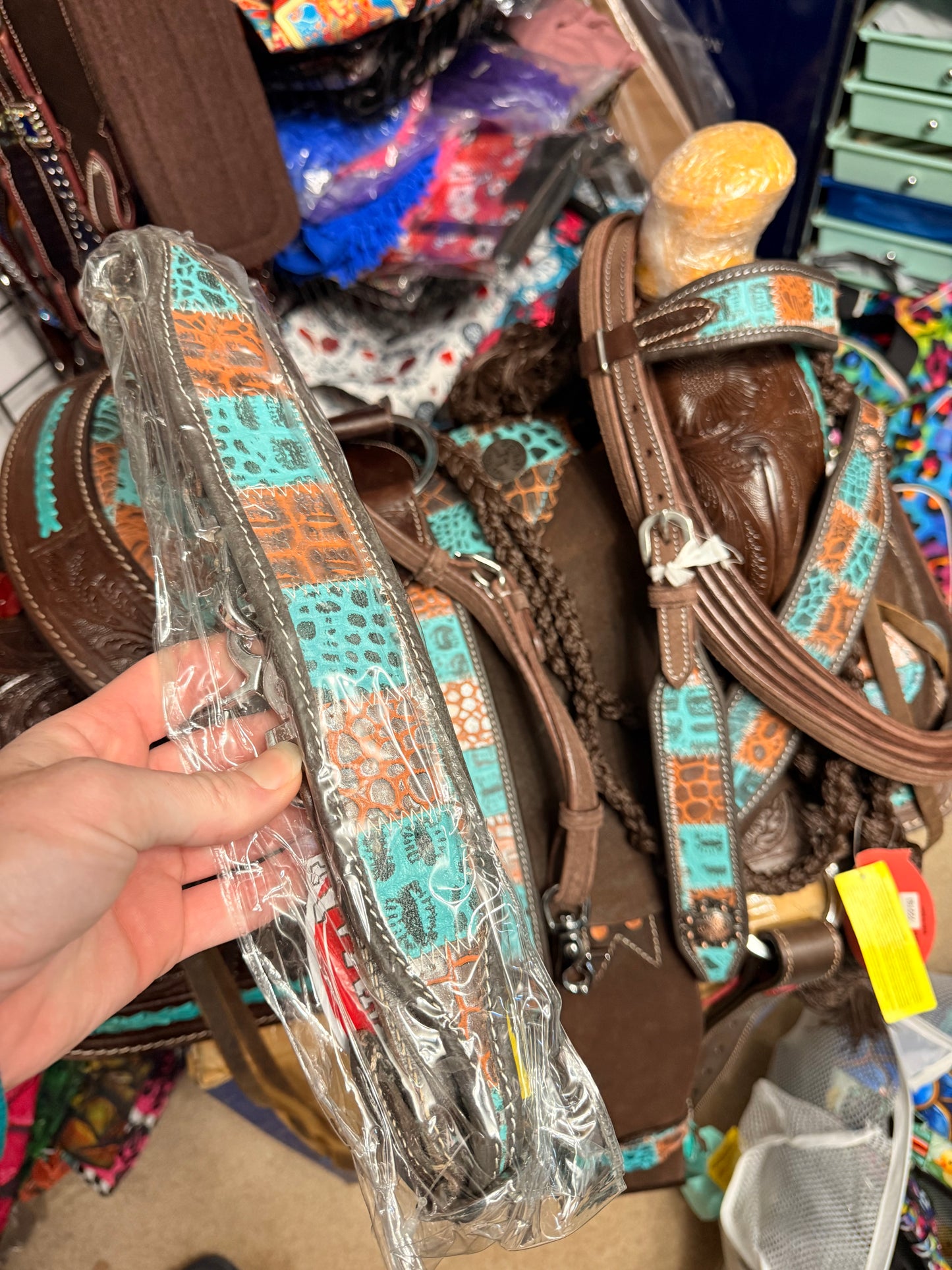 Drawing for 12" saddle set plus extras!