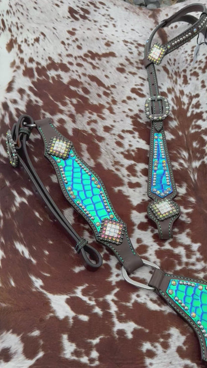 READY TO SHIP- Color shift aqua green tack set