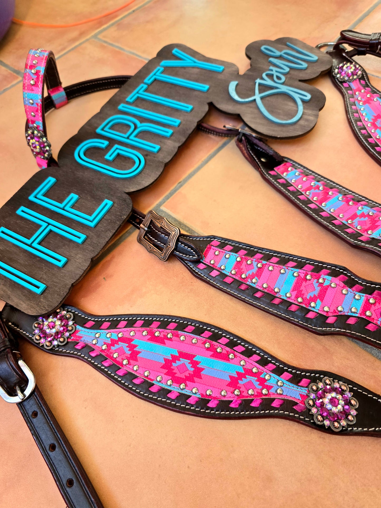 PRE ORDER- Pink Aztec tack set