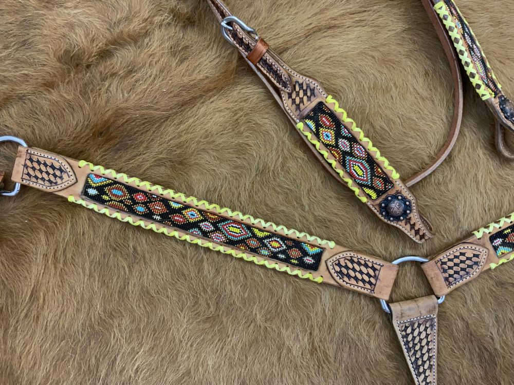 Beaded tack set with yellow laced edges